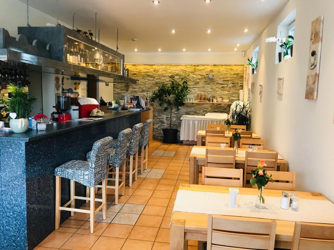 Hotel Discovery Stuttgart Eksteriør billede